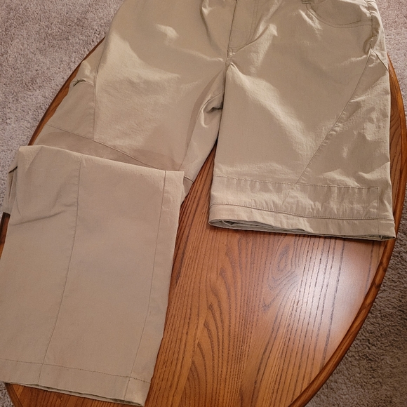 SALE - Athleta tan convertible pants, size 8 - Picture 2 of 10